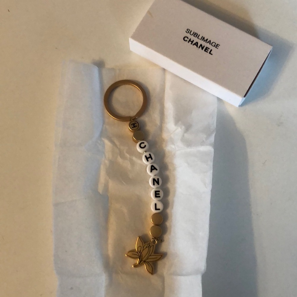 Chanel Sublimage keyring - Picture 2 of 7